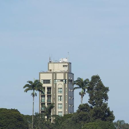Serema Palace Hotel ラヴラス エクステリア 写真